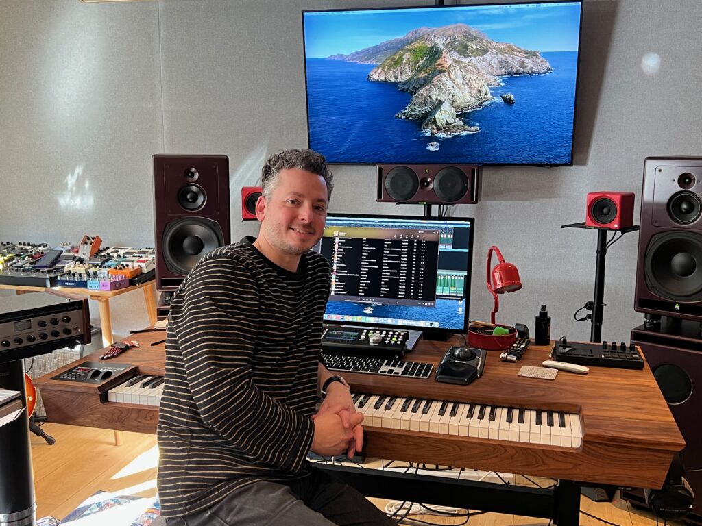 Ian Hultquist in front of his setup.